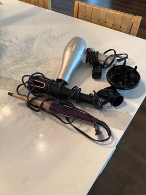 Black Curling Wand with Rose Gold Accents